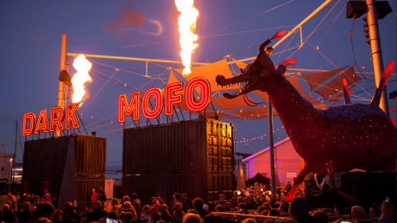 جشنواره دارک موفو (Dark Mofo)